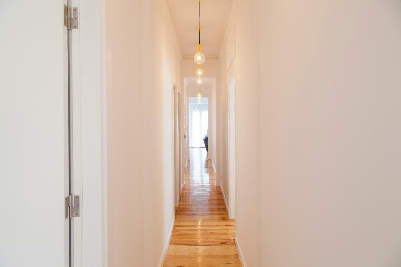 Principe Real Beautiful 3 Bedroom Flat * Lisbon